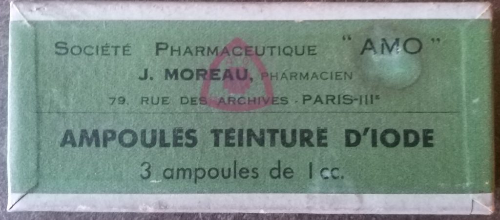 Boite d’ampoules (collection privée)