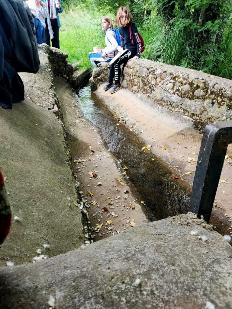 Au lavoir (cliché Pascale Rousseau)