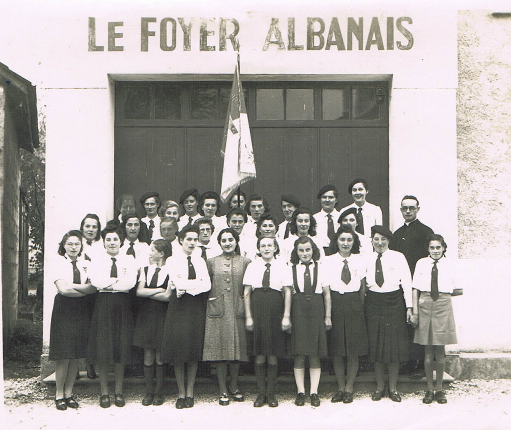 Le groupe de la JACF d'Albens vers 1941 (archive privée)
