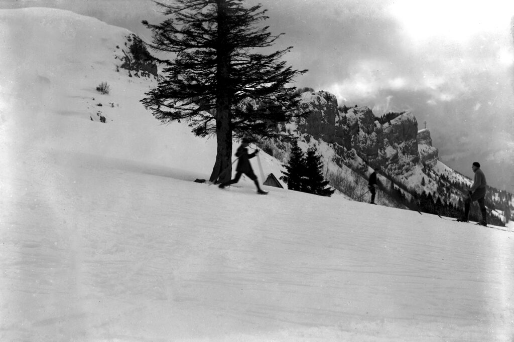 Ou allez au chalet du Sire pour une descente à ski